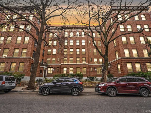 37-16 80th Street #2, Jackson Heights, NY 11372