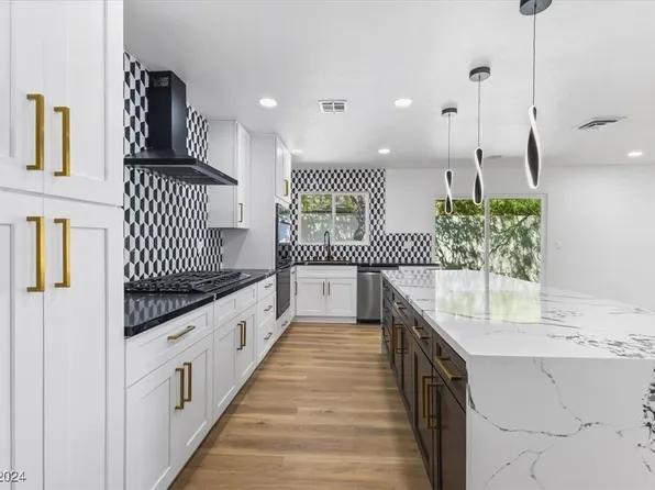 2718 Colanthe Ave, Las Vegas, NV 89102