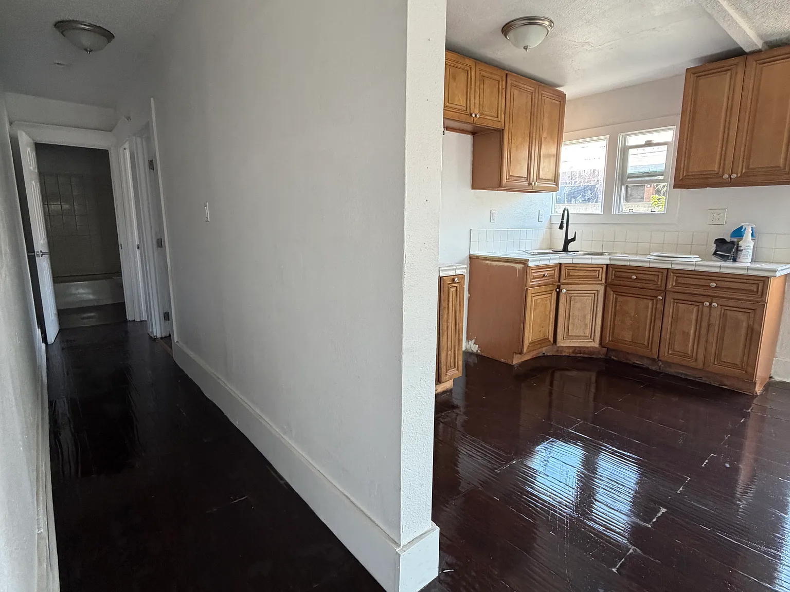 2 bed, 750 sqft, $2,150 — Photo 3
