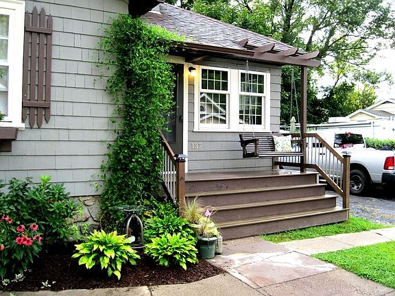 5th image of 137 Park Hill Ave