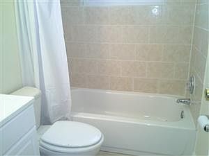 3rd image of 4950 94th Ave