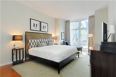 5th image of 1600 Broadway Frnt 1