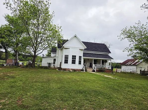 13807 County Road 3155 S, Mt Enterprise, TX 75681
