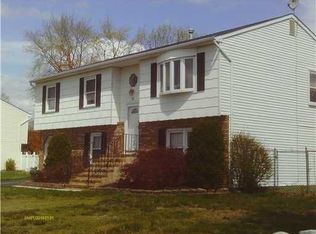 5 Sophie St, Parlin, NJ 08859