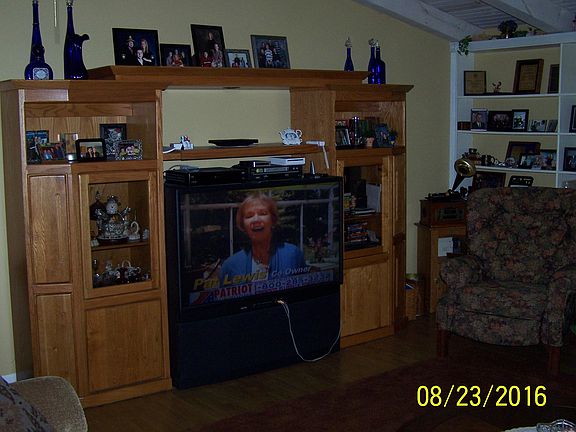 5th image of 30583 Circle Dr