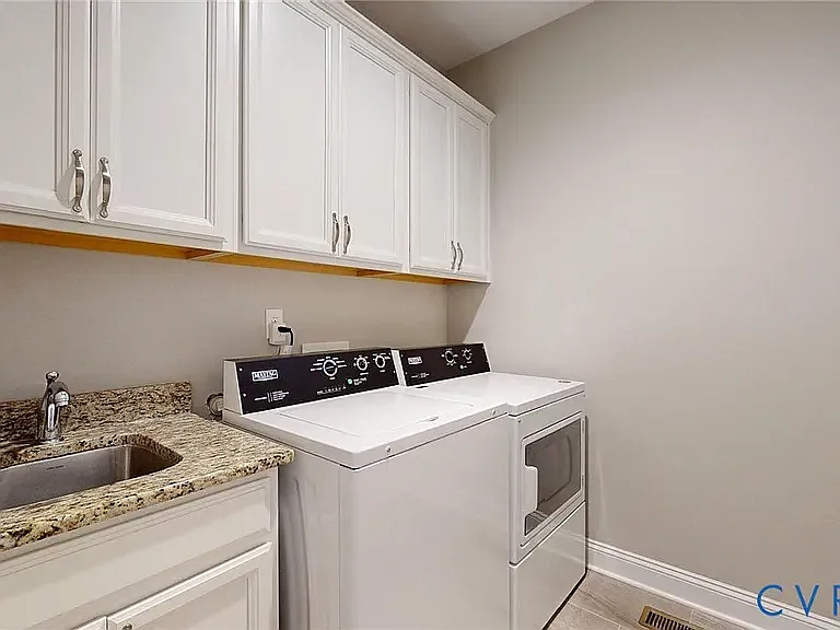 9433 Amberleigh Cir — Photo 8