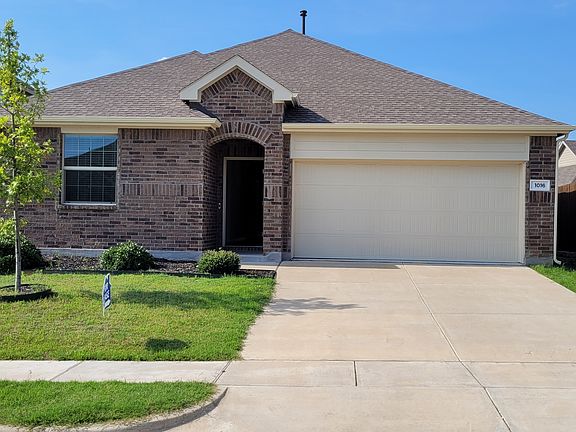 2nd image of 1016 Mesquite Ln