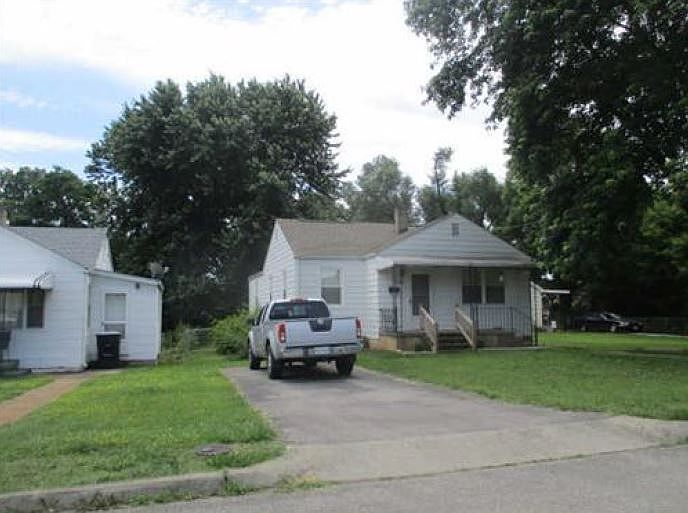 1st image of 3113 Maplelawn Ave NW