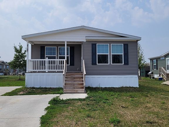 2nd image of 1585 Ray Blvd #778