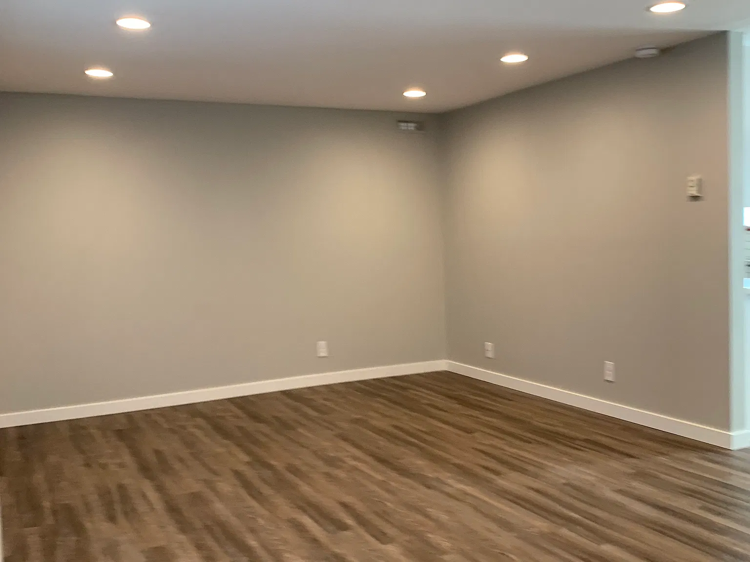 3 bed, 1360 sqft, $3,450 — Photo 4
