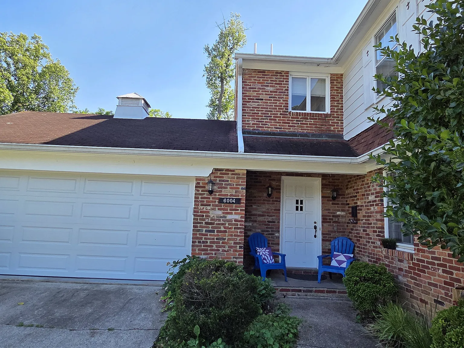 5 bed, 4532 sqft, $5,800 — Photo 2