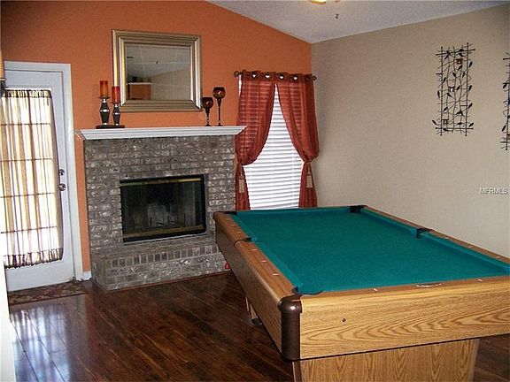 5th image of 1335 Woodfield Oaks Dr