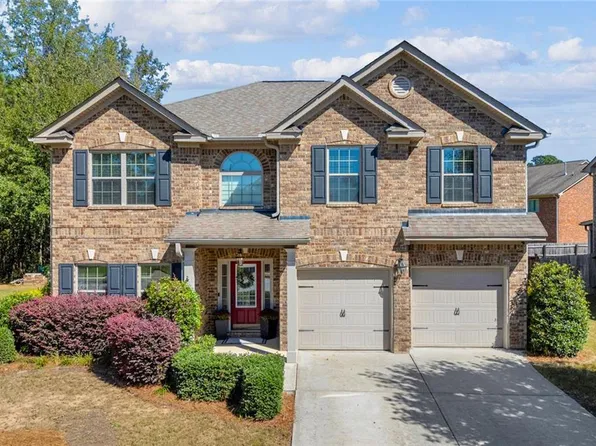 972 Spanish Moss Trl, Loganville, GA 30052