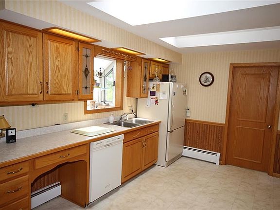 5th image of 16995 Bald Eagle Dr