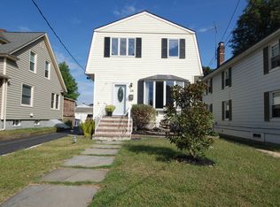 138 3rd St, Keyport, NJ 07735