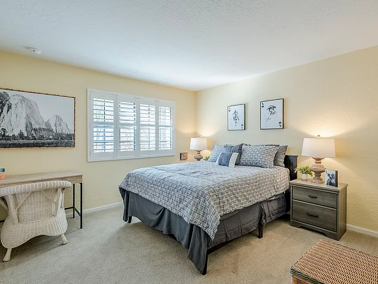 1029-7800 E Lincoln Dr — Photo 40