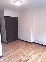 Rented by Wave Real Estate Group