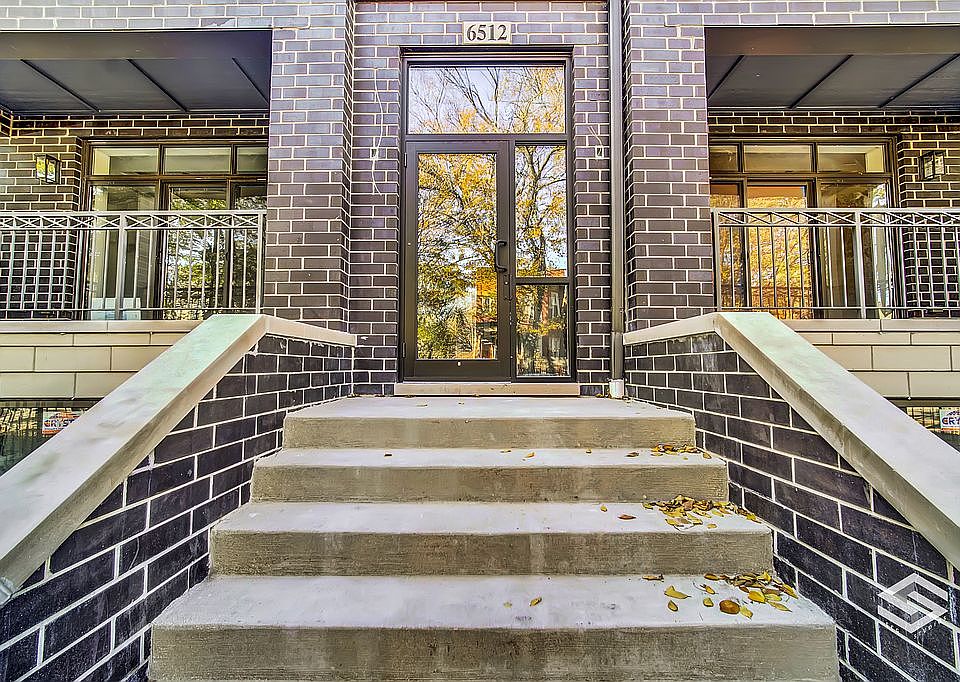 1st image of 6530 S Minerva Ave #2N