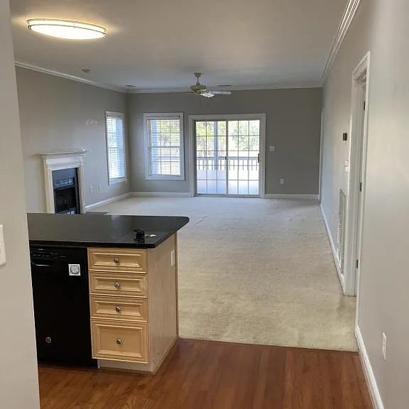 3203 Middlecoff Ln #C — Photo 10