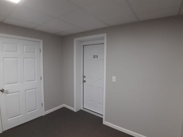 327 W Main St #D, Radford, VA 24141