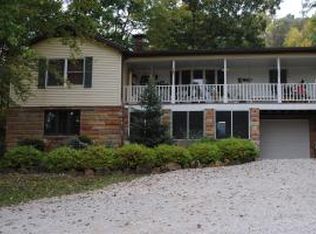5849 E Mineral Koleen Rd, Bloomfield, IN 47424
