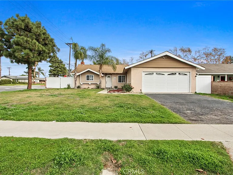 15502 Pelican Ln — Photo 2