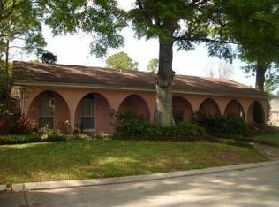 9420 Mark Ln, River Ridge, LA 70123