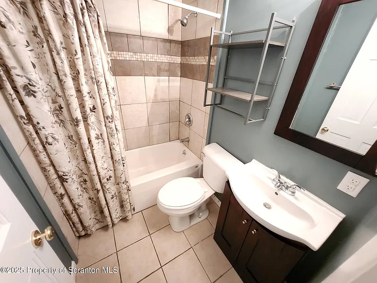 98 N Franklin St #2 — Photo 17