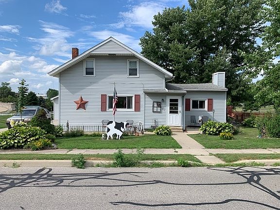 2nd image of 107 E Hanna St
