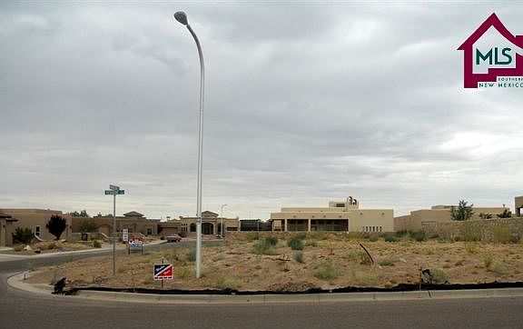 5th image of 2403 Tesuque Pl
