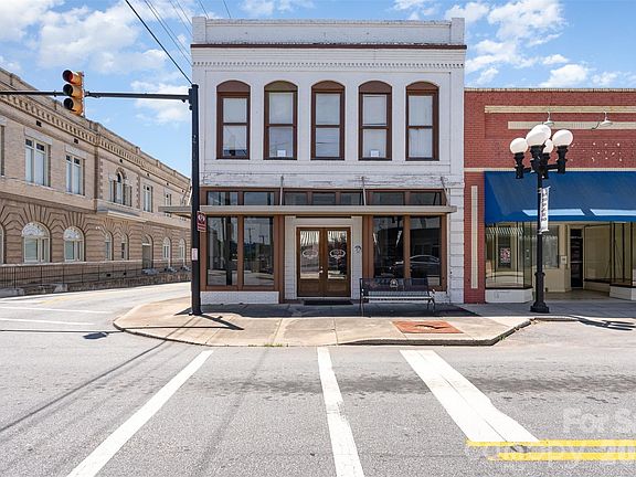 2nd image of 101 W Main St