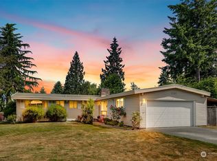 6202 NE 153rd St, Kenmore, WA 98028