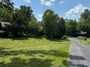 404 Cedar Brook Ln, Sandusky, OH