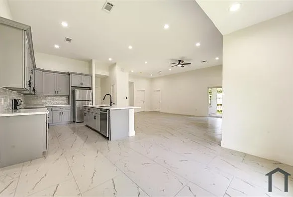 508 Georgia Ave — Photo 1