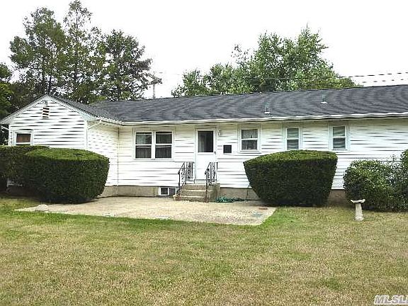 2nd image of 83 Orient Ave