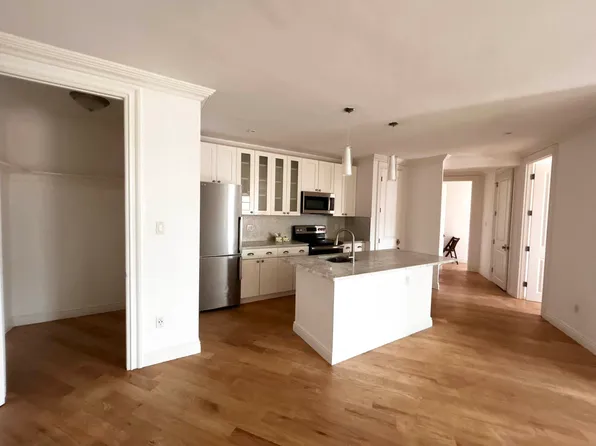 101 Ocean Parkway image 1 of 20