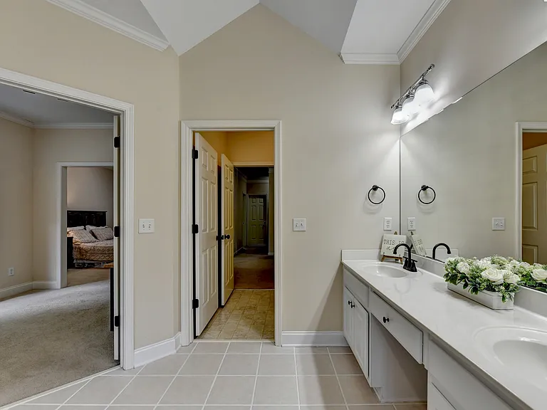 2051 Crown Vetch Ln — Photo 44