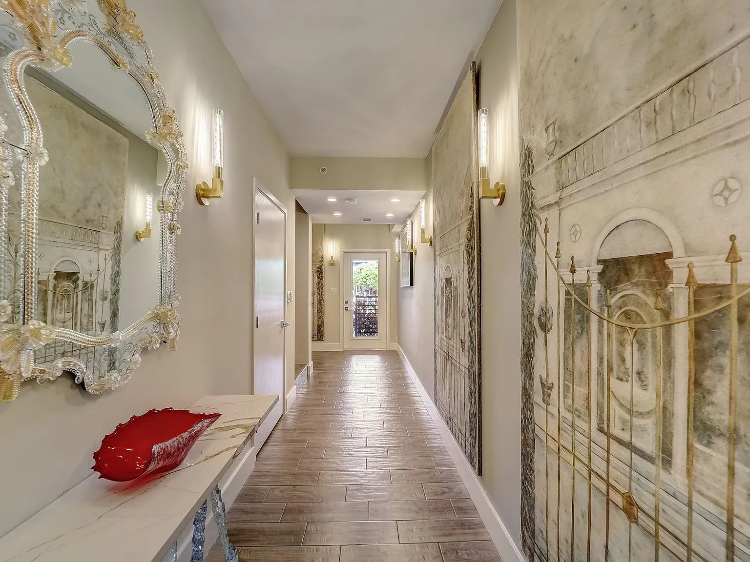 3 bed, 2.5 bath, 2701 sqft, $6,000 — Photo 3