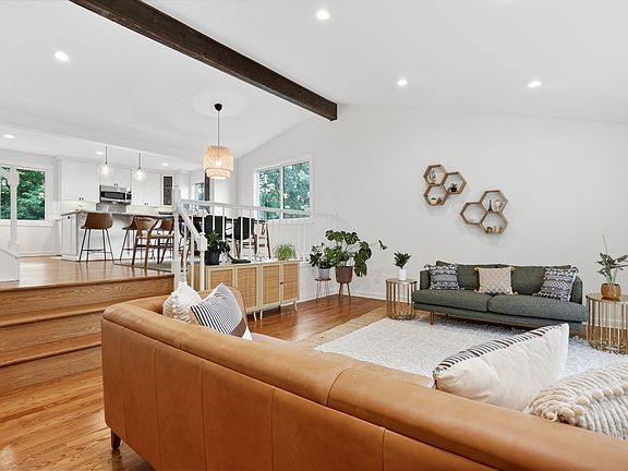 4th image of 8448 Clynderven Rd