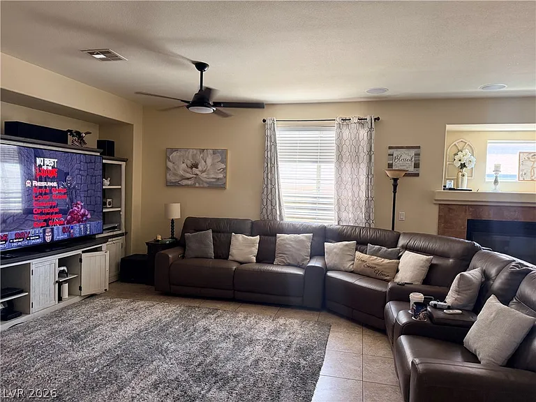 8209 Glistening Rush St — Photo 4