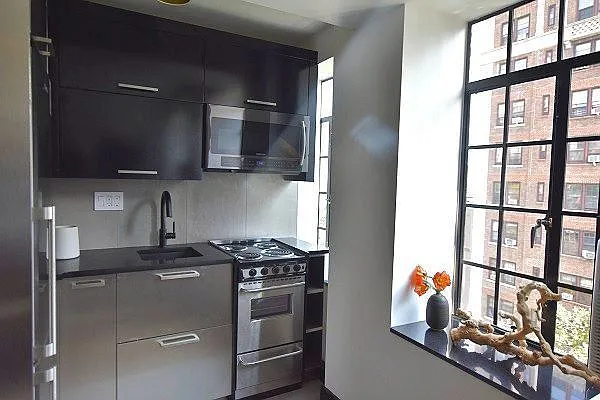 Rented by Bold Marketing | media 25