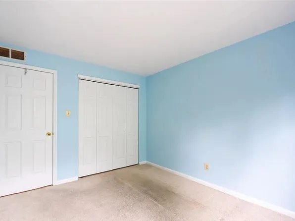 1870 Mansfield St #B2, Hellertown, PA 18055