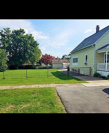 5th image of 183 East Ave