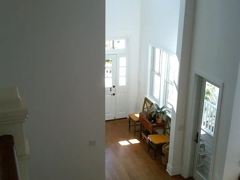 2131 N Valley Dr — Photo 18