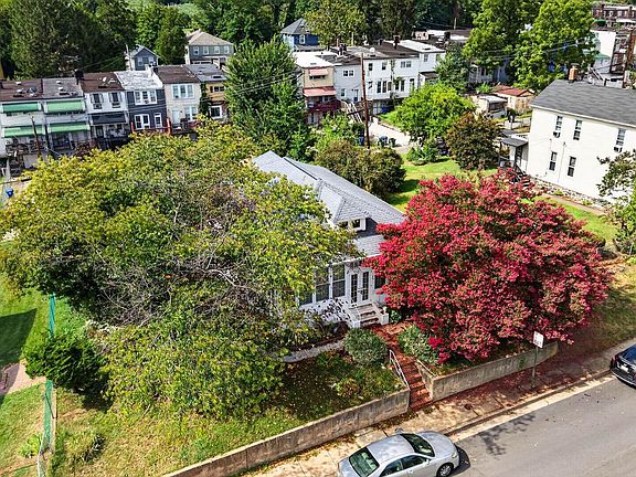 3rd image of 52 N Culver St