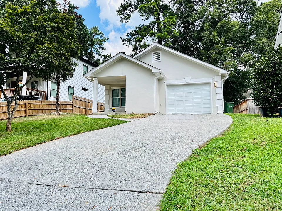 1569 Ezra Church Dr NW