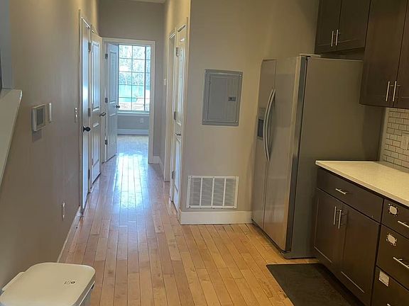 4th image of 4239 Haverford Ave Unit B