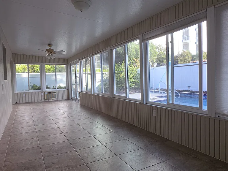 5307 W Cleveland St — Photo 20