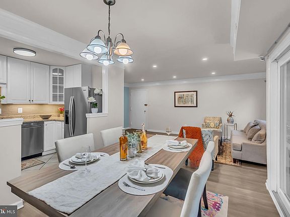 3rd image of 2910 Kings Chapel Rd APT 5