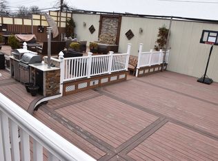 34 Heatherfield Rd, Valley Stream, NY 11581